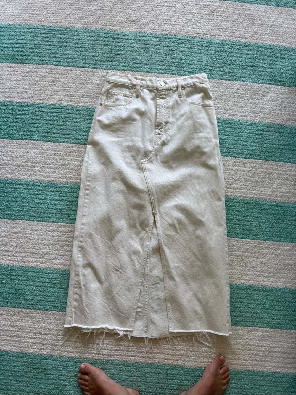 Frame Denim Cream High-Waist Raw-Hem Midi Skirt